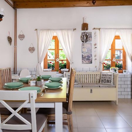 Appartamento HepeHuta Házikó Háromhuta Esterno foto