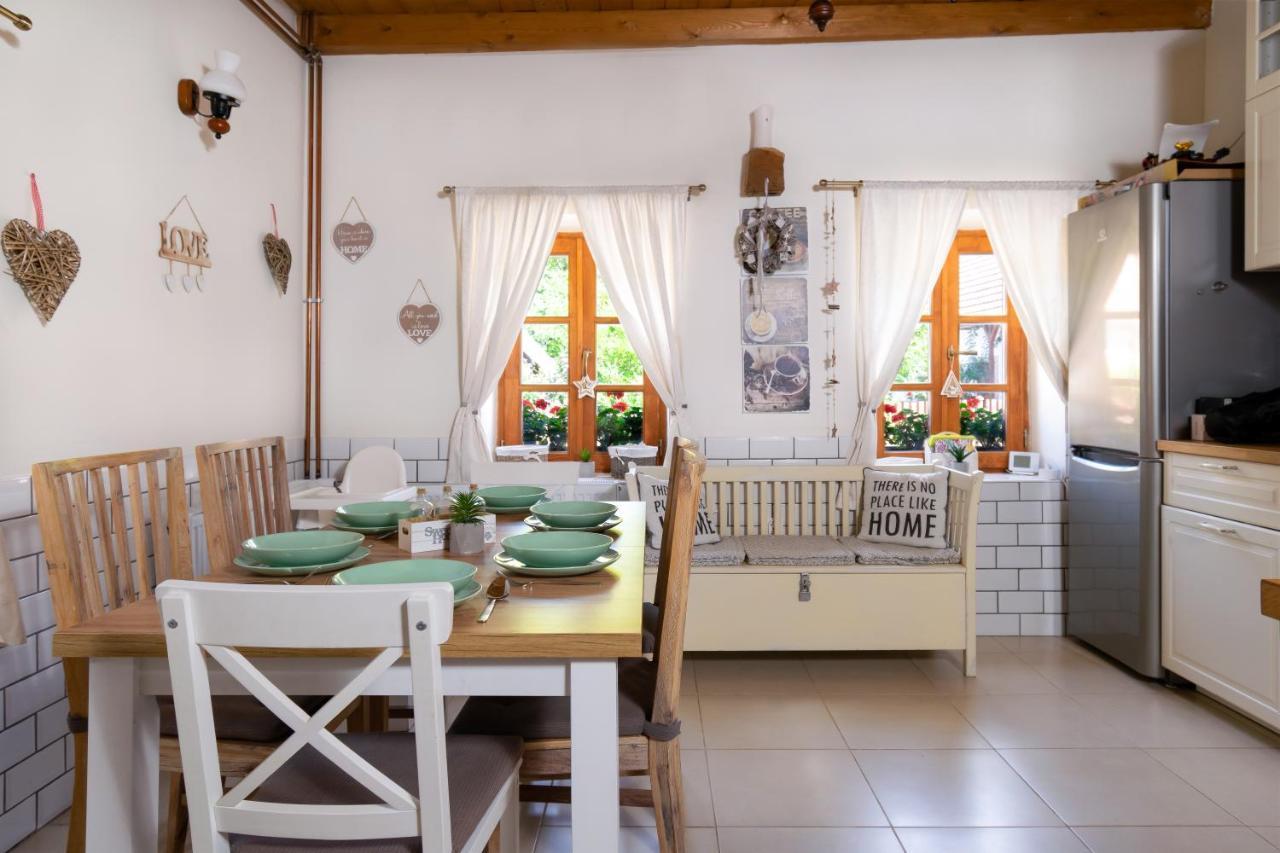 Appartamento HepeHuta Házikó Háromhuta Esterno foto